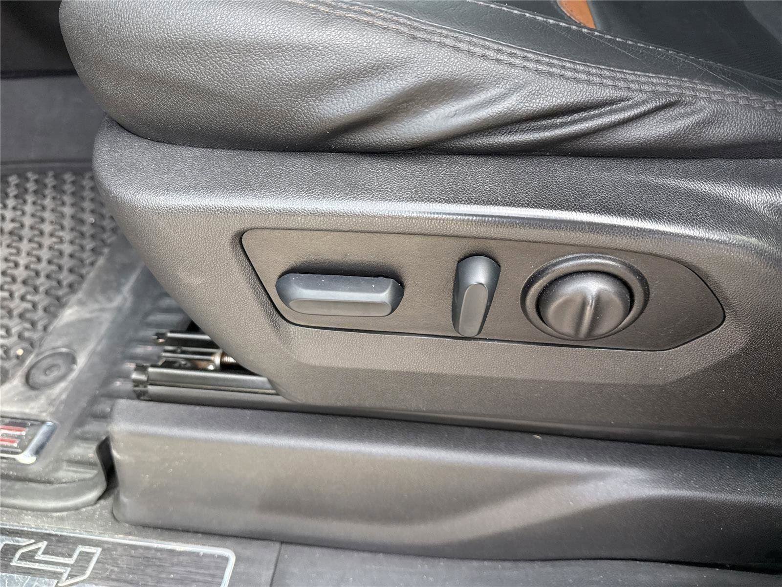 Used 2023 GMC Sierra 2500 AT4 image 26