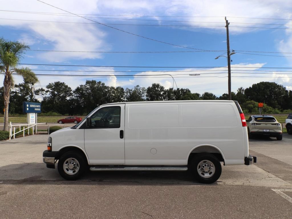 Used 2025 Chevrolet Express 2500 w/ Driver Convenience Package RWD image 8