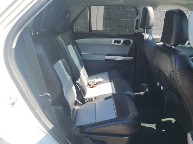 Certified 2024 Ford Explorer XLT w/ Equipment Group 202A AWD/4WD image 14