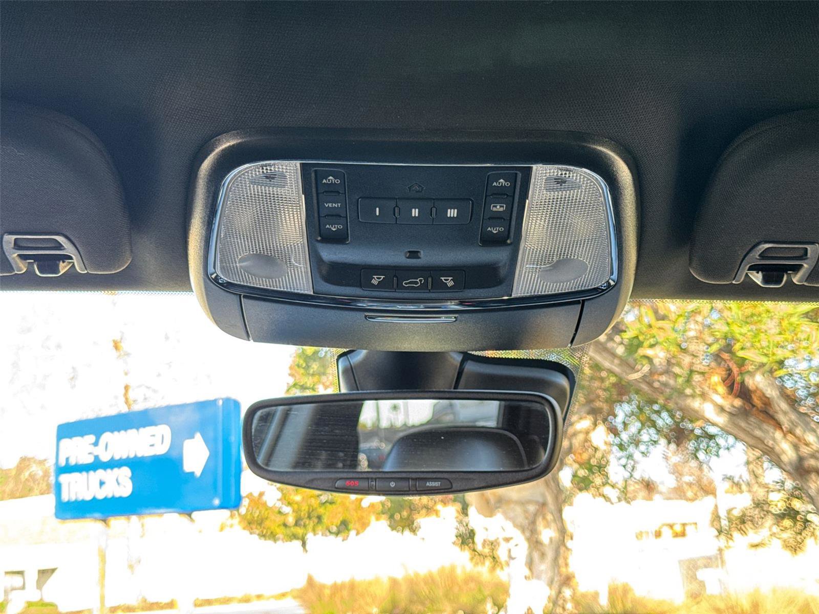 Used 2021 Jeep Grand Cherokee Limited w/ Quick Order Package 28K 80th image 25