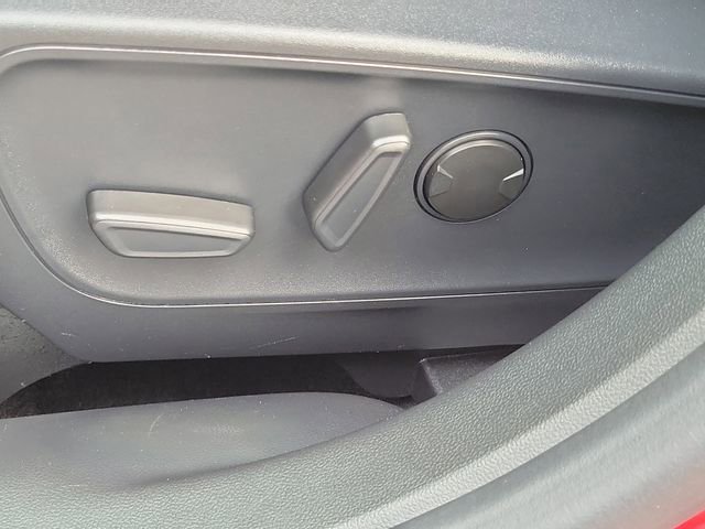 Certified 2024 Ford Escape ST-Line w/ Tech Pack #1 image 13