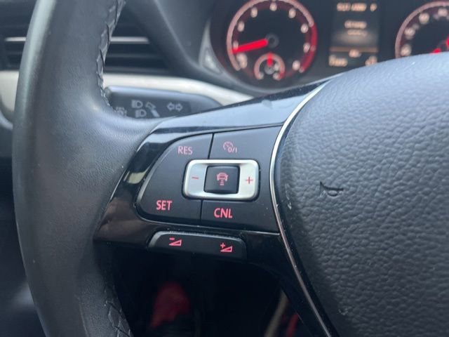 Used 2022 Volkswagen Passat 2.0T SE image 27