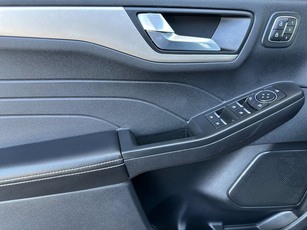 Certified 2022 Ford Escape SEL w/ Technology Package FWD image 10