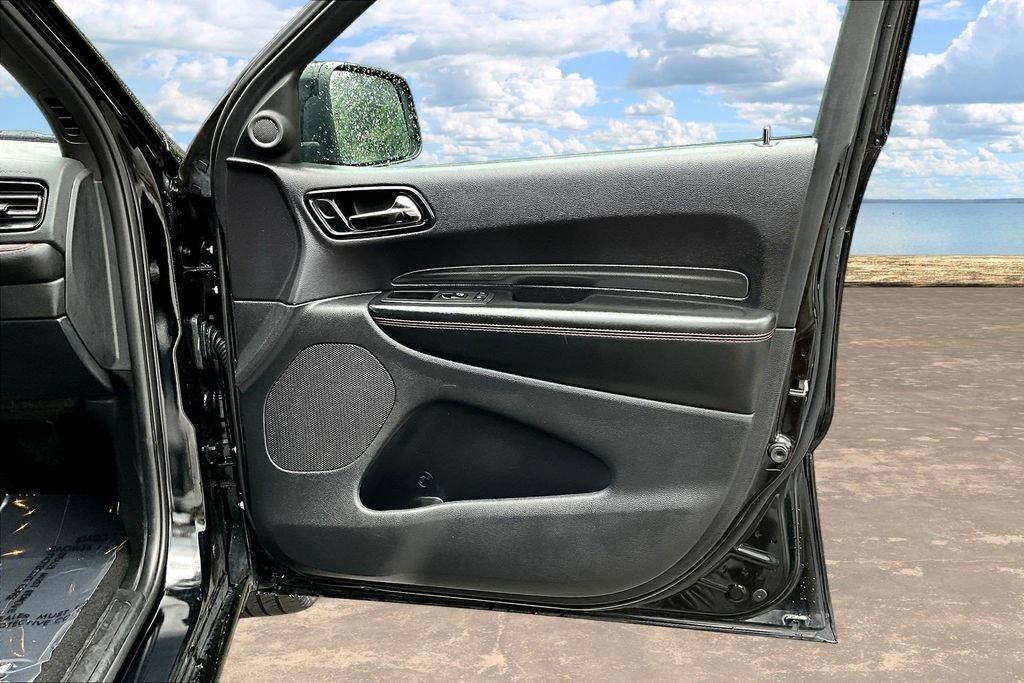 Used 2025 Dodge Durango GT AWD/4WD image 31