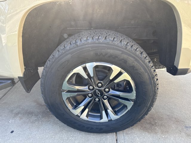 Used 2022 Chevrolet Colorado Z71 RWD image 10