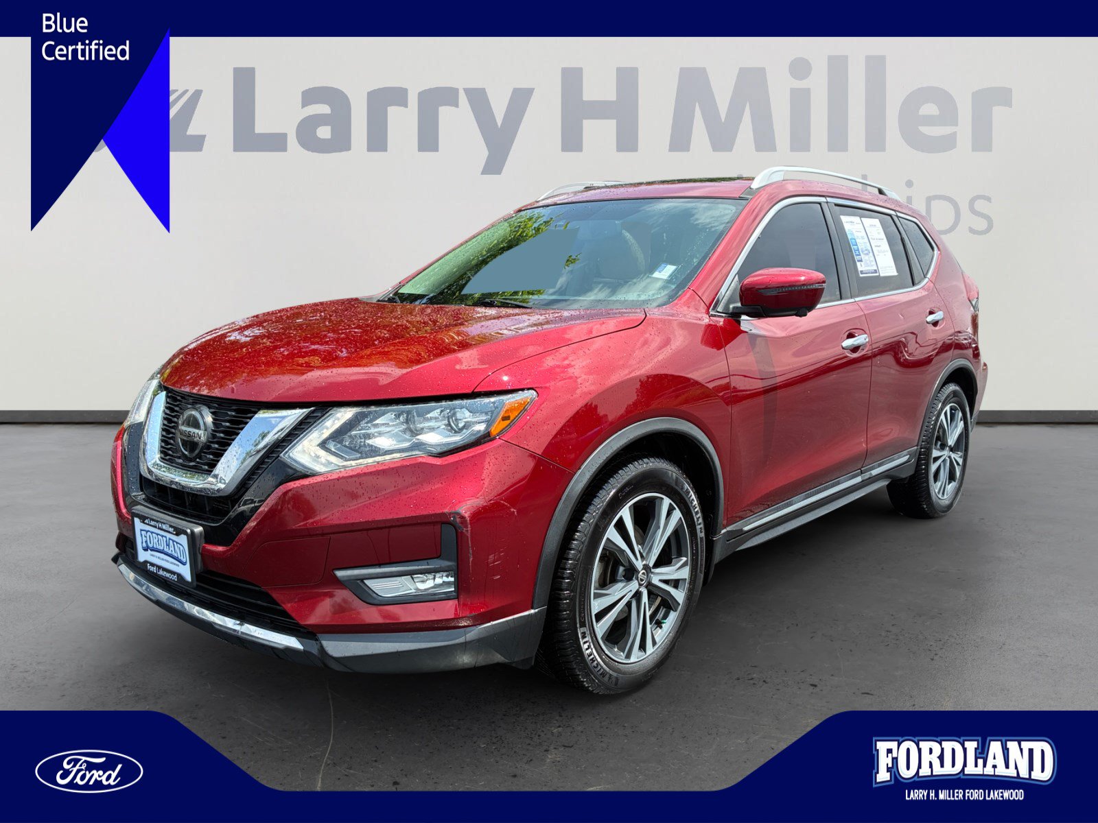 Used 2018 Nissan Rogue SL w/ Premium Package FWD image 1