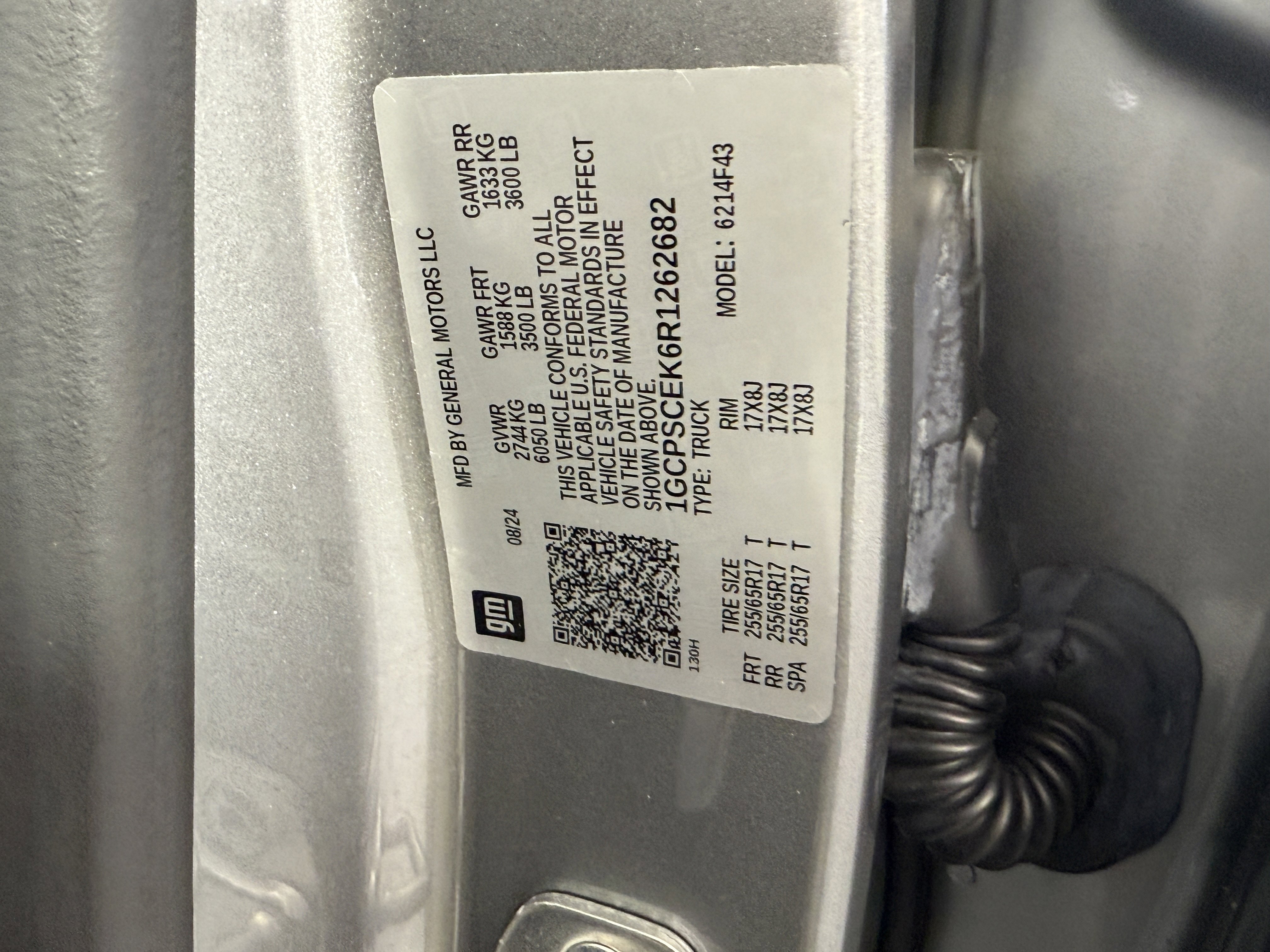 Used 2024 Chevrolet Colorado LT w/ LT Convenience Package II image 30