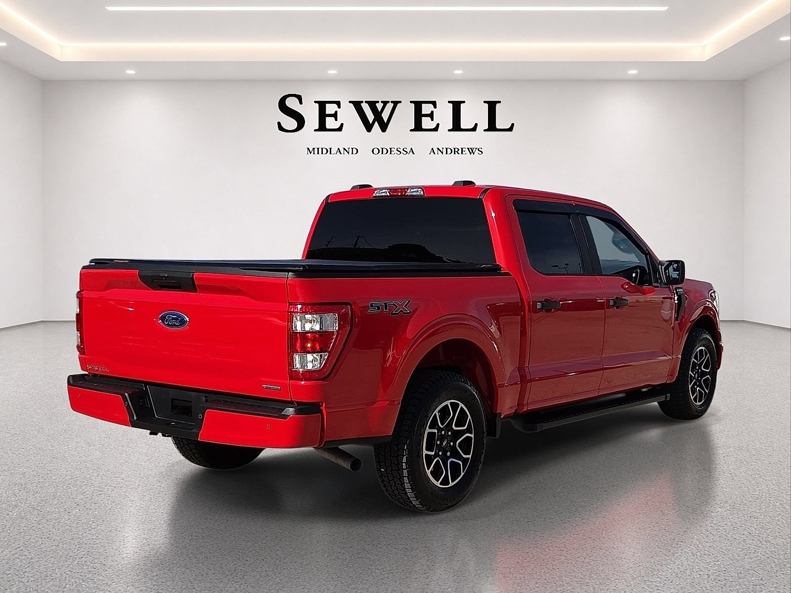 Certified 2022 Ford F150 XL w/ STX Appearance Package RWD image 4