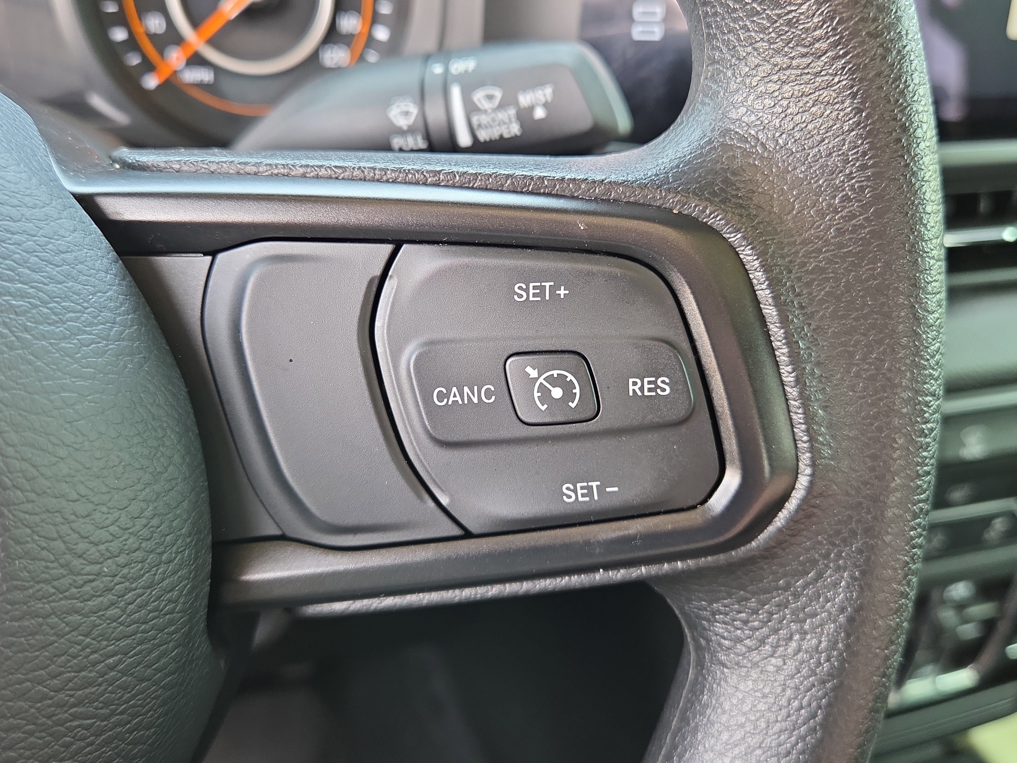Used 2024 Jeep Gladiator Sport AWD/4WD image 21