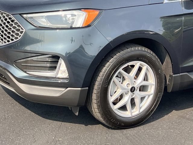 Certified 2023 Ford Edge SEL w/ Convenience Package AWD/4WD image 8