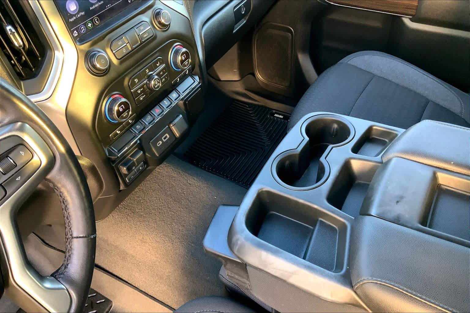 Used 2021 Chevrolet Silverado 1500 LT AWD/4WD image 17