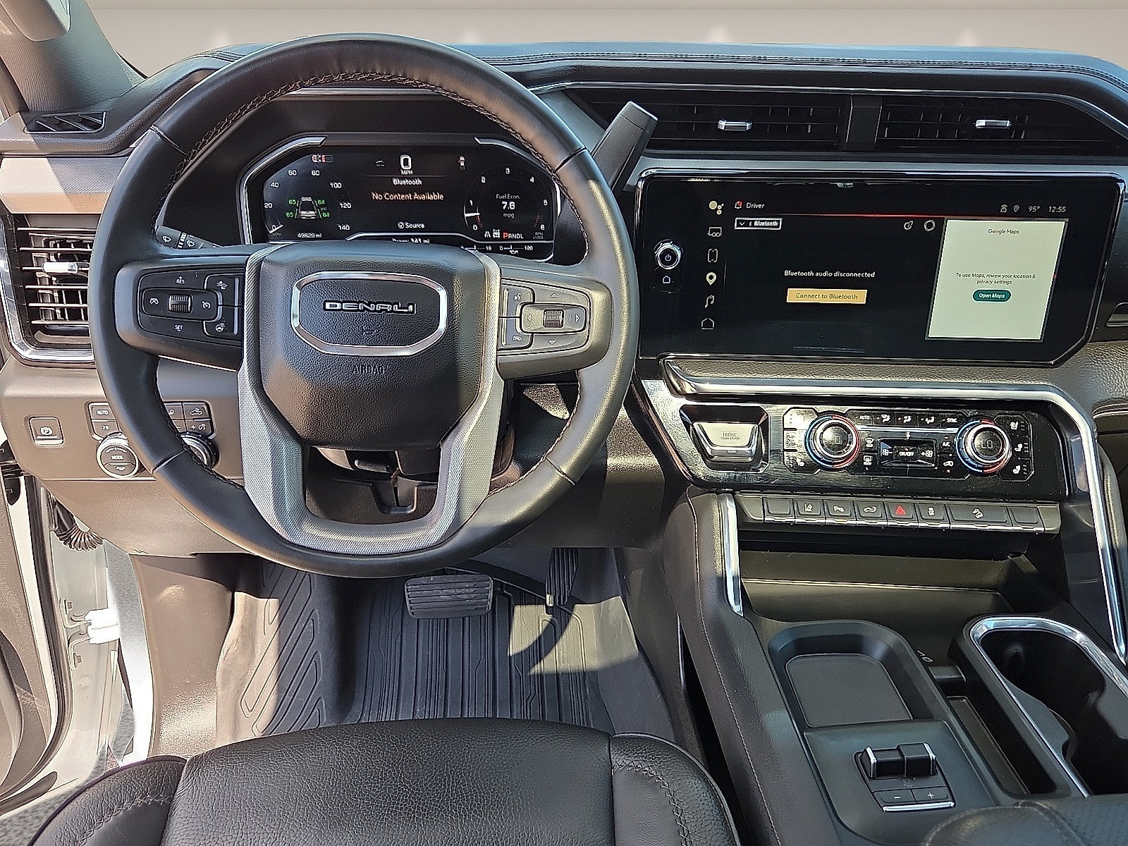 Used 2025 GMC Sierra 3500 Denali w/ Denali Reserve Package AWD/4WD image 13