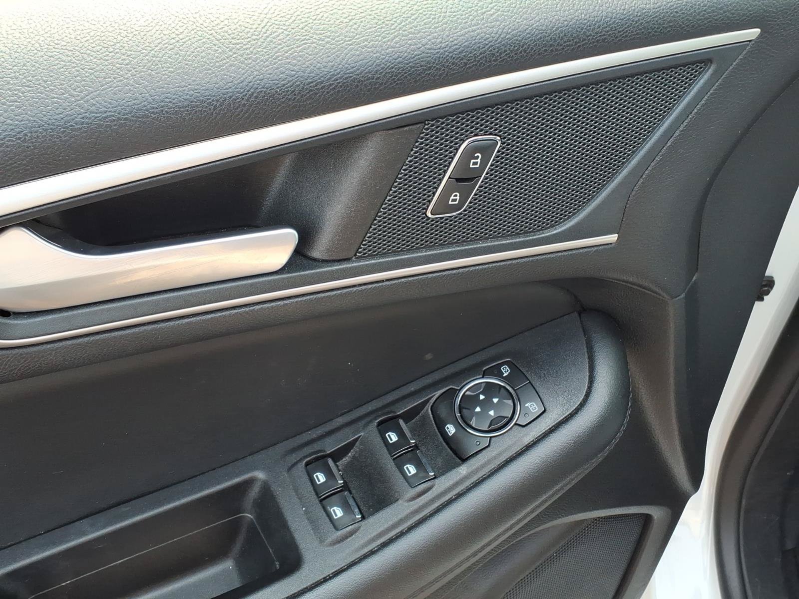 Certified 2024 Ford Edge SEL AWD/4WD image 16