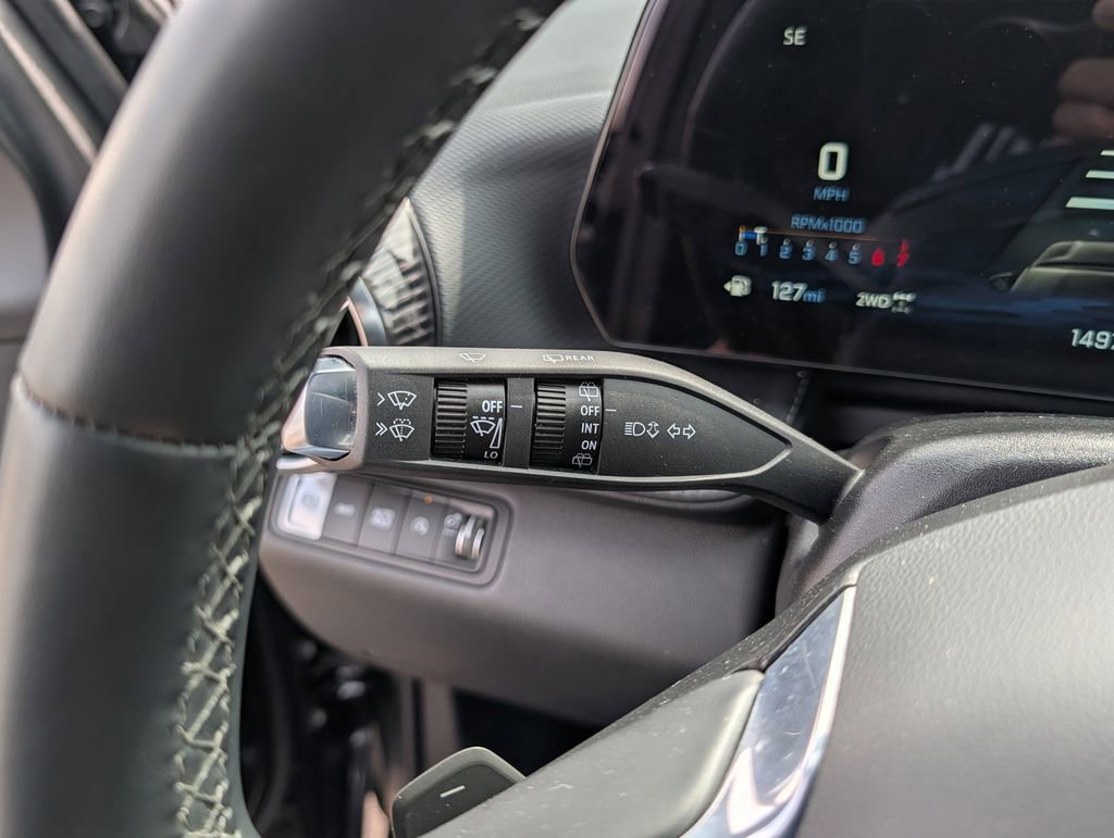 Used 2025 Chevrolet Equinox LT image 25