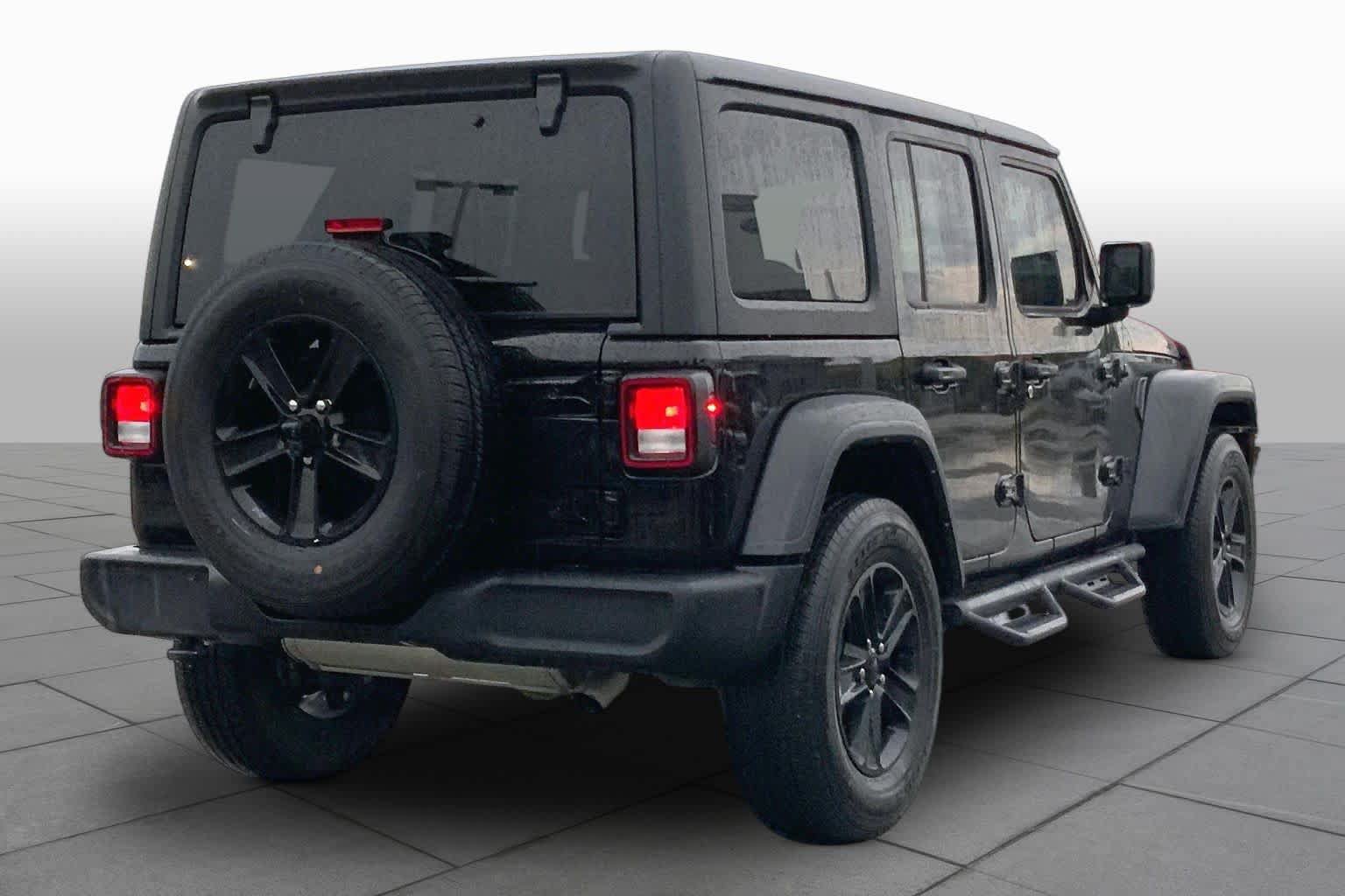 Used 2023 Jeep Wrangler Unlimited Sport AWD/4WD image 13