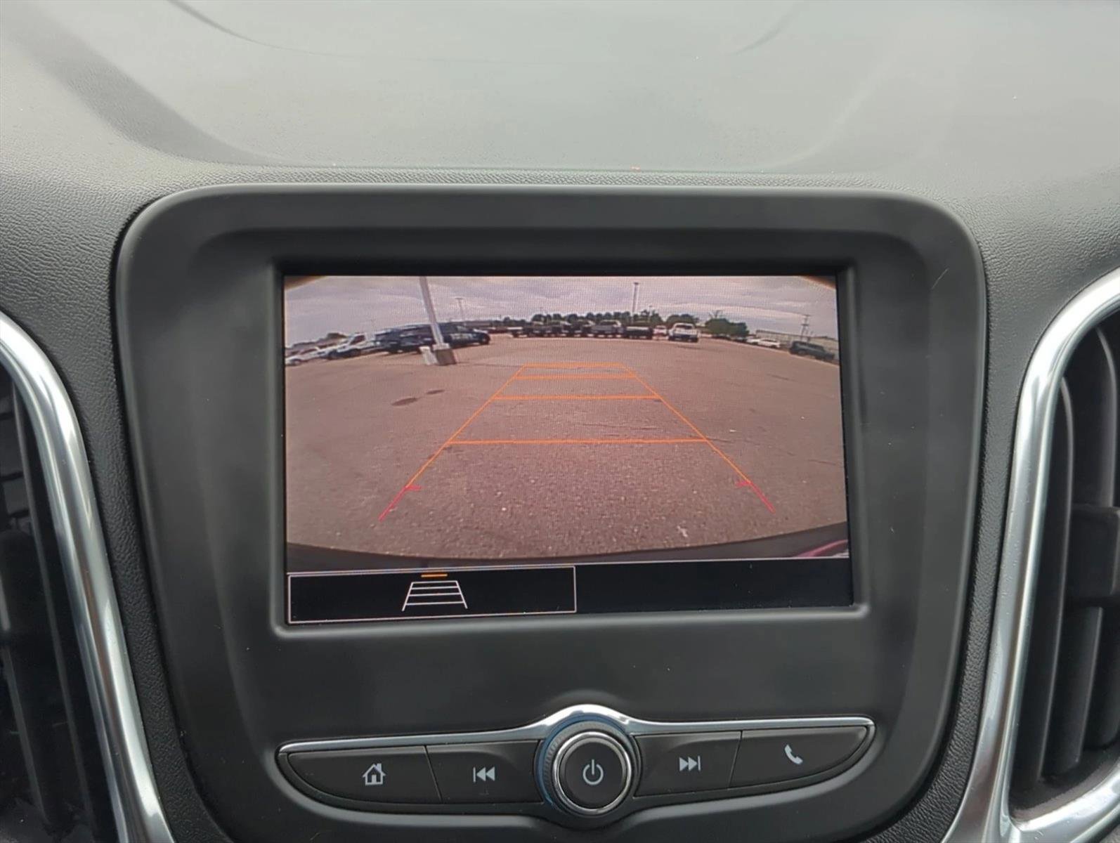 Used 2024 Chevrolet Equinox LT FWD image 15
