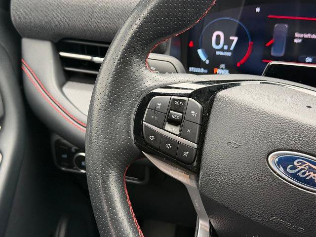 Certified 2025 Ford Explorer ST-Line w/ ST-Line Street Pack AWD/4WD image 17