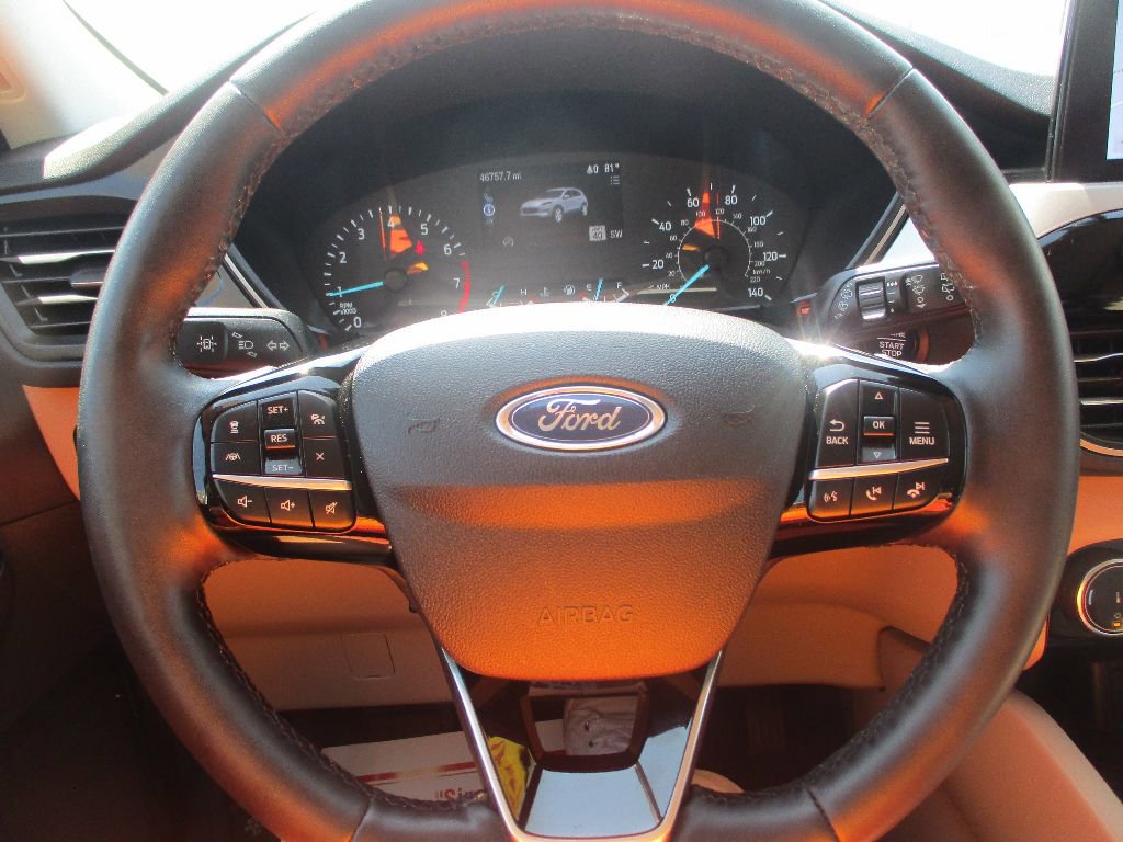 Certified 2022 Ford Escape SEL image 12