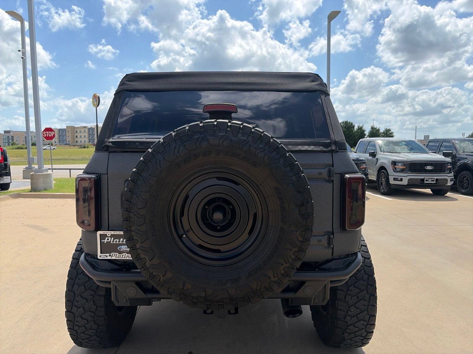 Certified 2021 Ford Bronco Outer Banks w/ Sasquatch Package AWD/4WD image 4