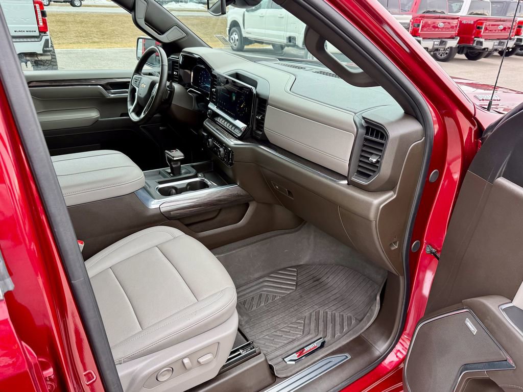 Used 2024 Chevrolet Silverado 1500 LTZ w/ LTZ Convenience Package II image 19