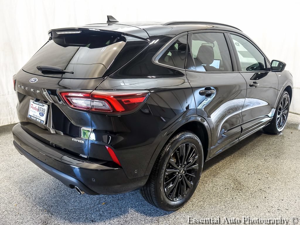 Certified 2024 Ford Escape ST-Line Elite w/ Premium Technology Package AWD/4WD image 8