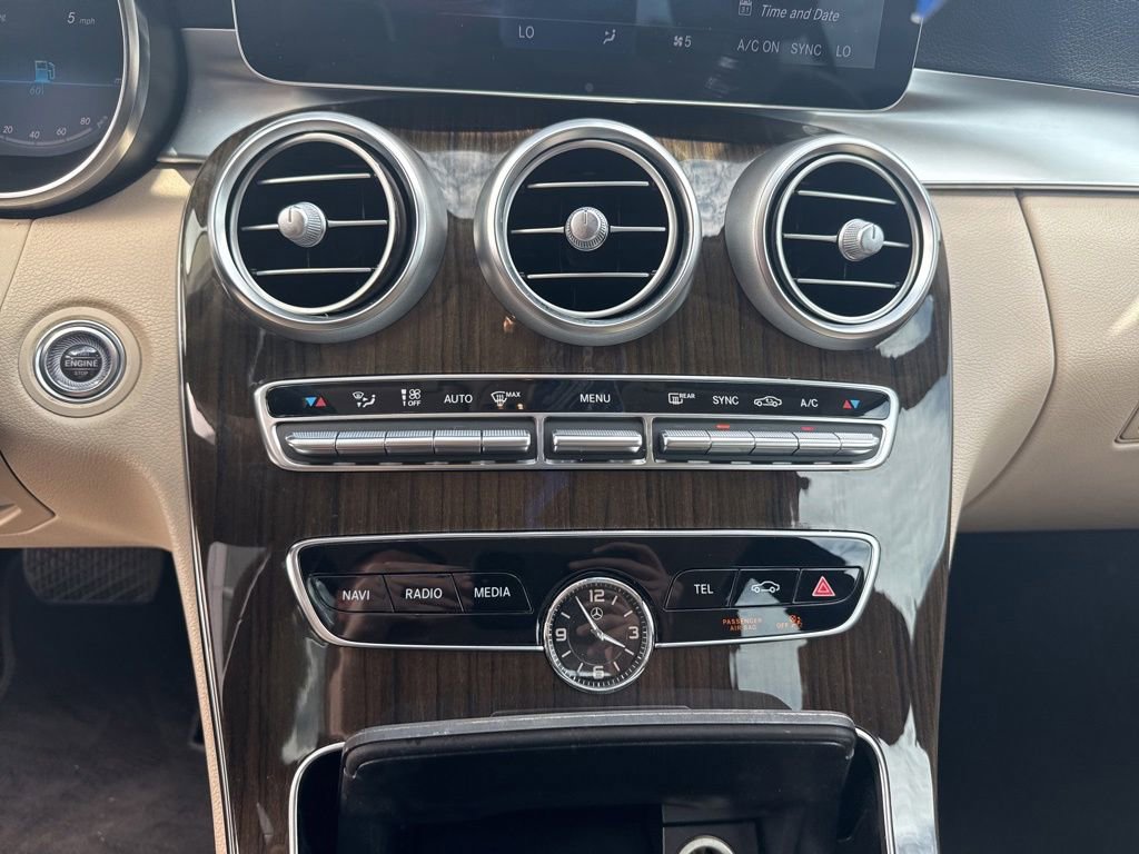 Used 2021 Mercedes-Benz C 300 Sedan image 23