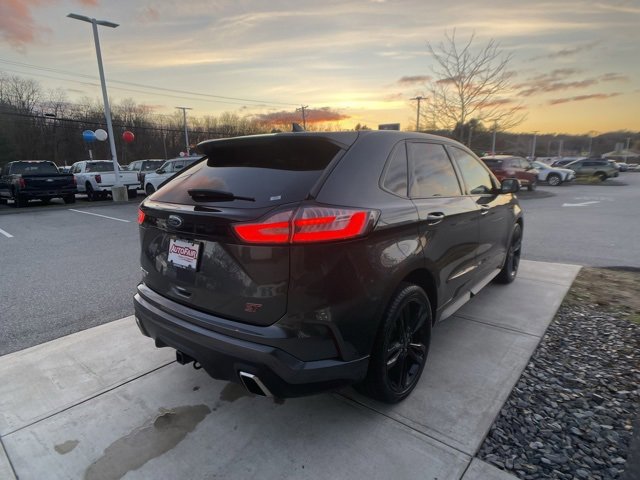 Certified 2020 Ford Edge ST w/ Equipment Group 401A image 5