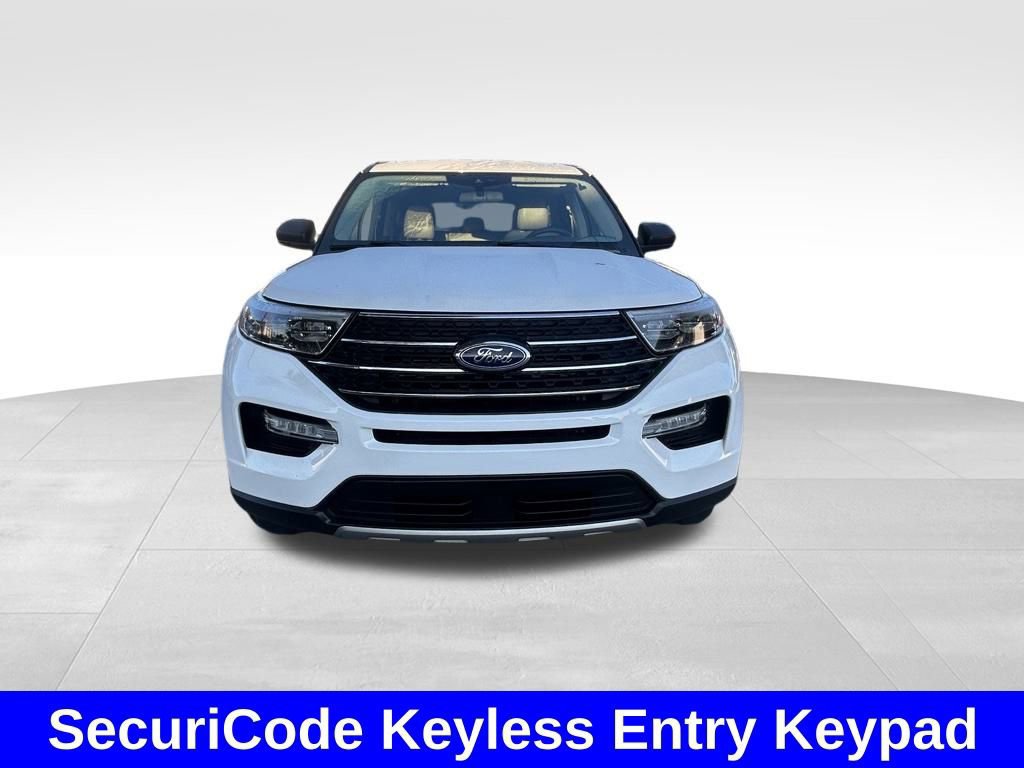 Certified 2023 Ford Explorer XLT w/ Equipment Group 202A image 8