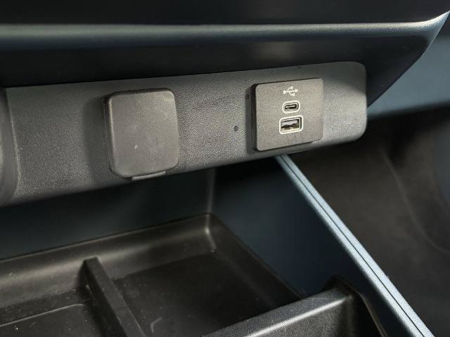 Certified 2025 Ford Maverick Lobo AWD/4WD image 22