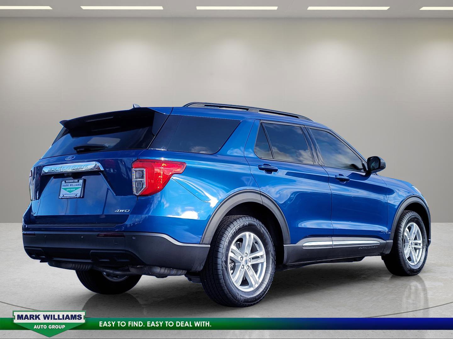 Certified 2023 Ford Explorer XLT AWD/4WD image 4