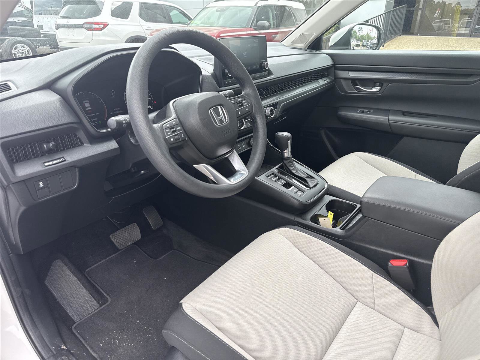 Used 2025 Honda CR-V EX image 5
