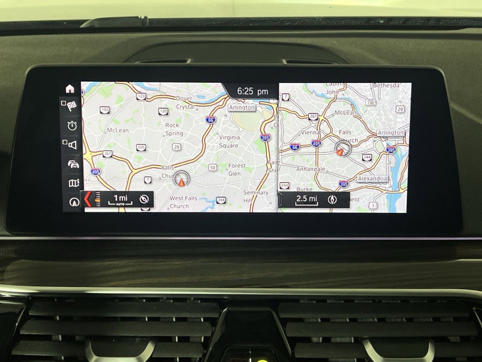 Used 2019 BMW 540i xDrive w/ Premium Package image 18