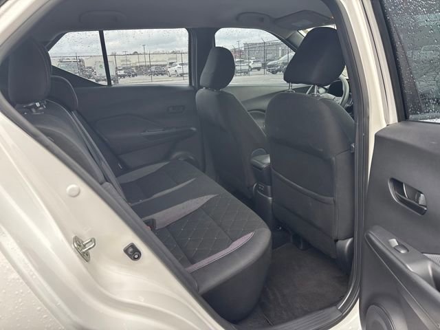 Used 2020 Nissan Kicks S image 10