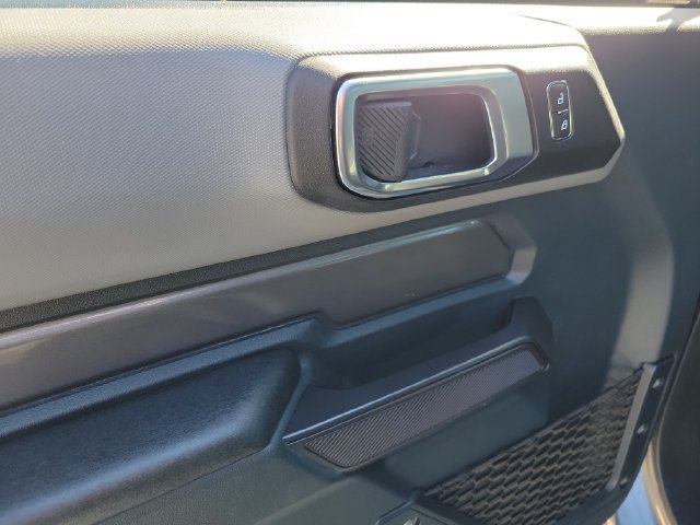 Certified 2024 Ford Bronco Black Diamond AWD/4WD image 18