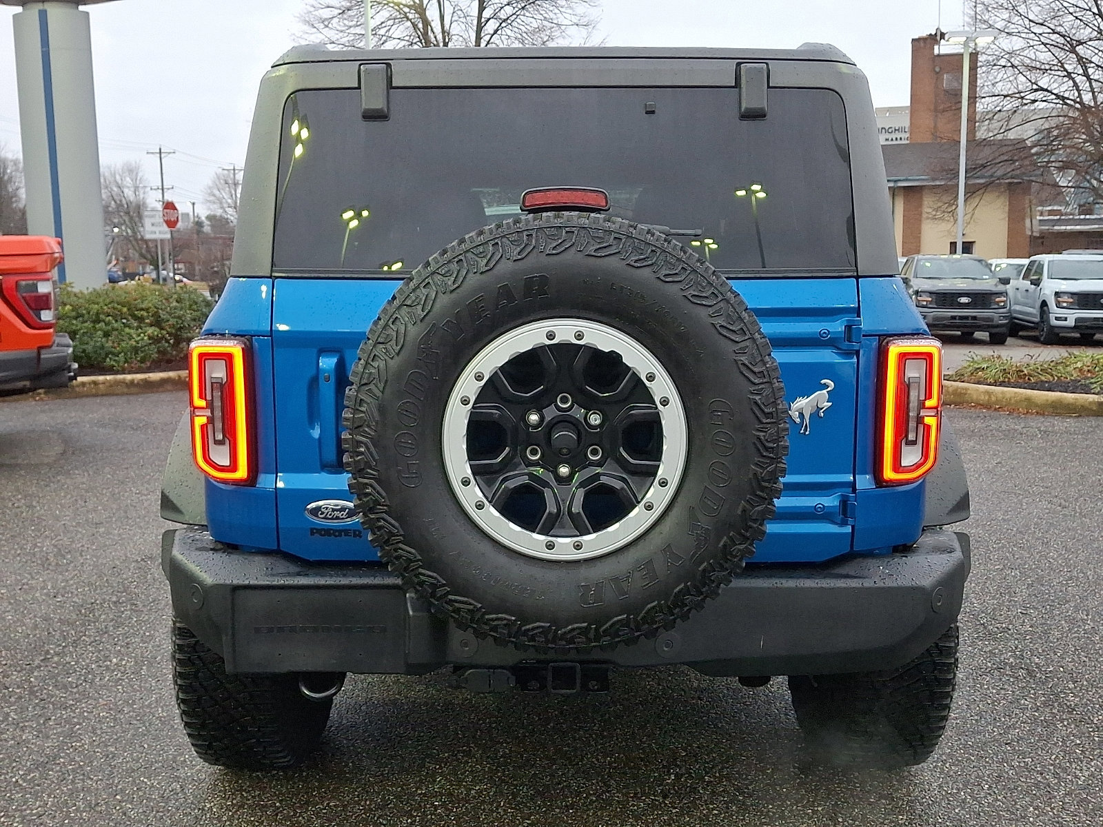 Certified 2023 Ford Bronco Outer Banks w/ Sasquatch Package image 6