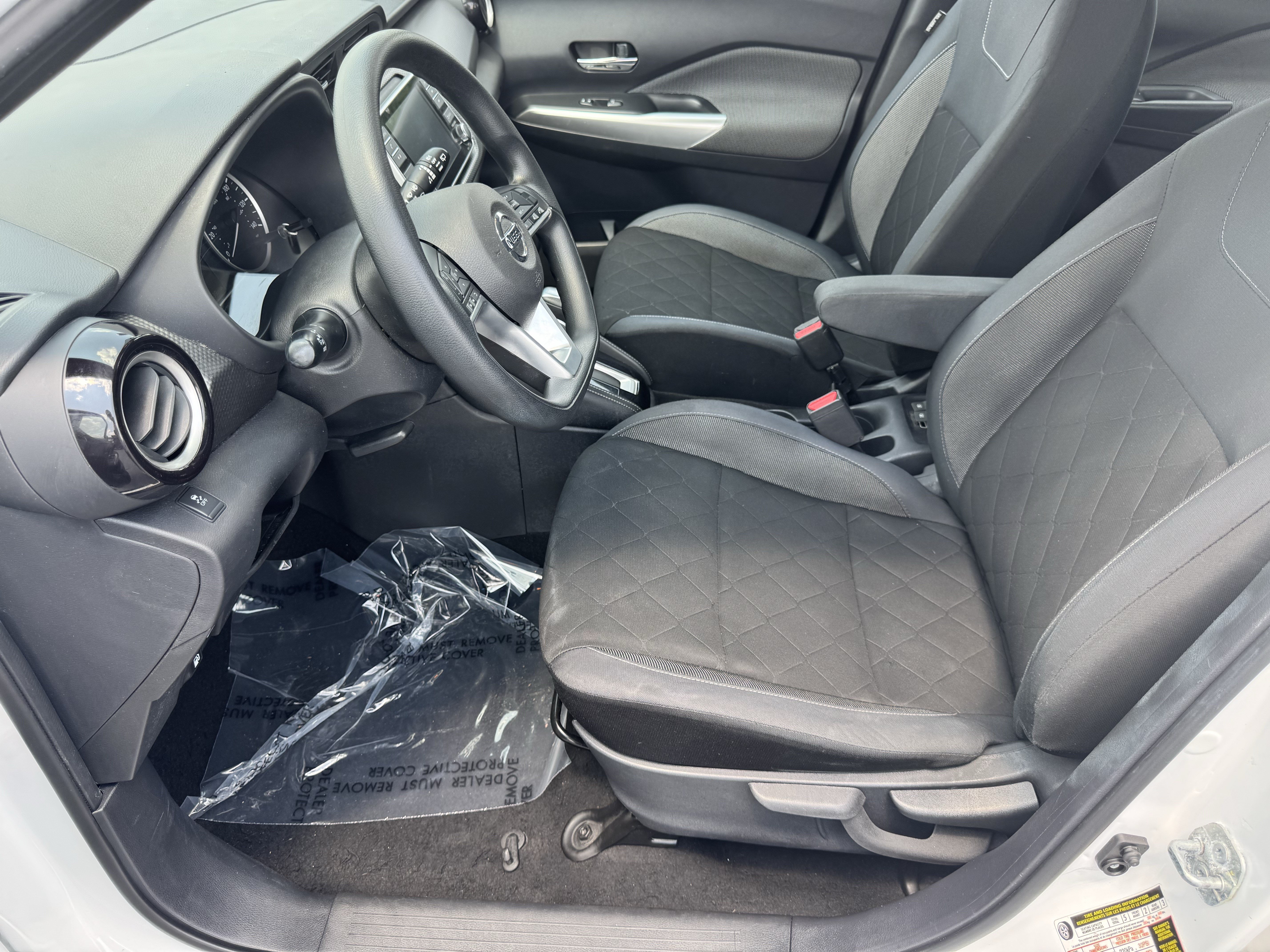 Used 2019 Nissan Kicks SV FWD image 9