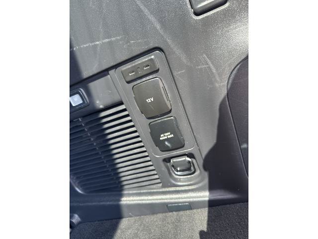 Certified 2025 Ford Expedition Platinum AWD/4WD image 24