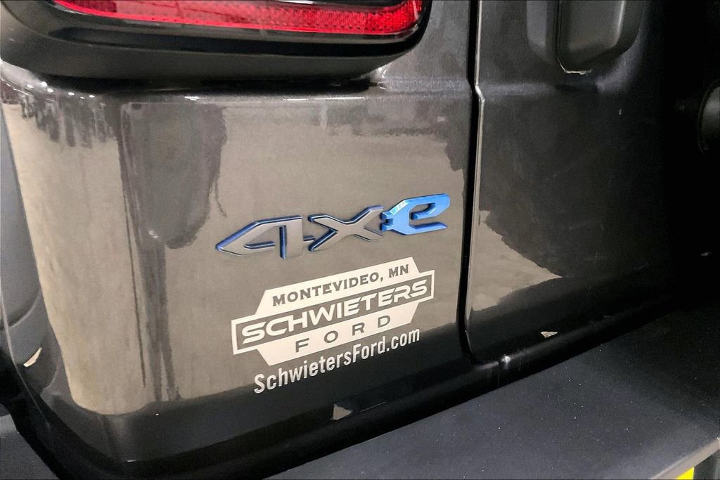 Used 2023 Jeep Wrangler Unlimited image 10