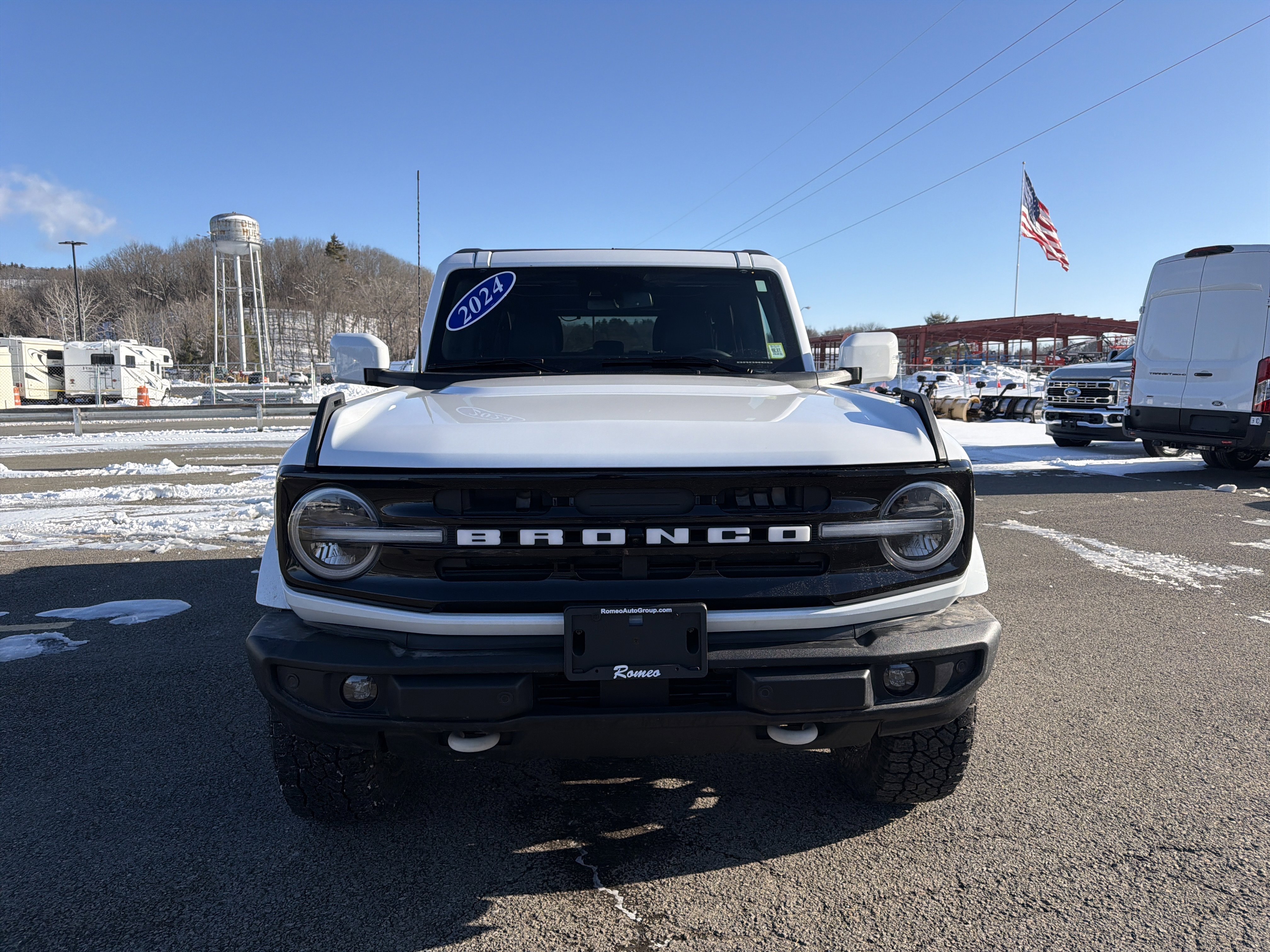 Certified 2024 Ford Bronco Outer Banks image 2