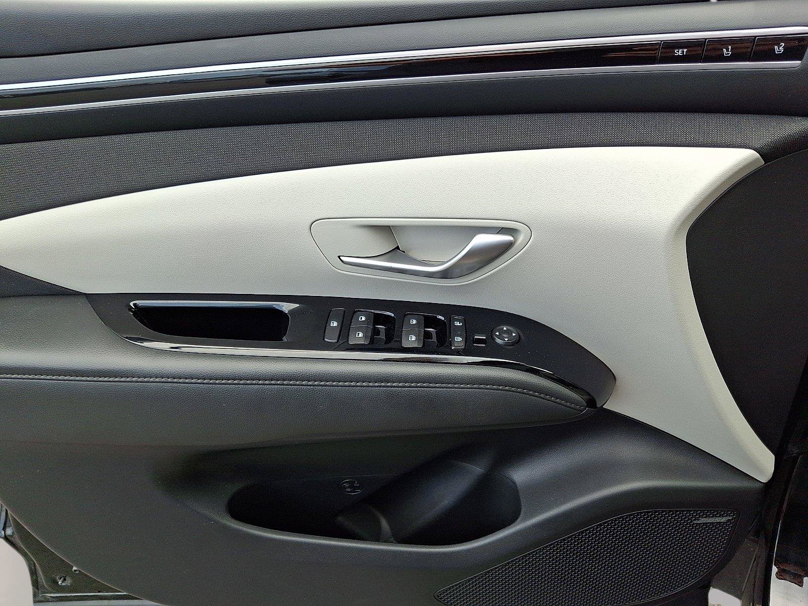 Used 2023 Hyundai Tucson Limited AWD/4WD image 10