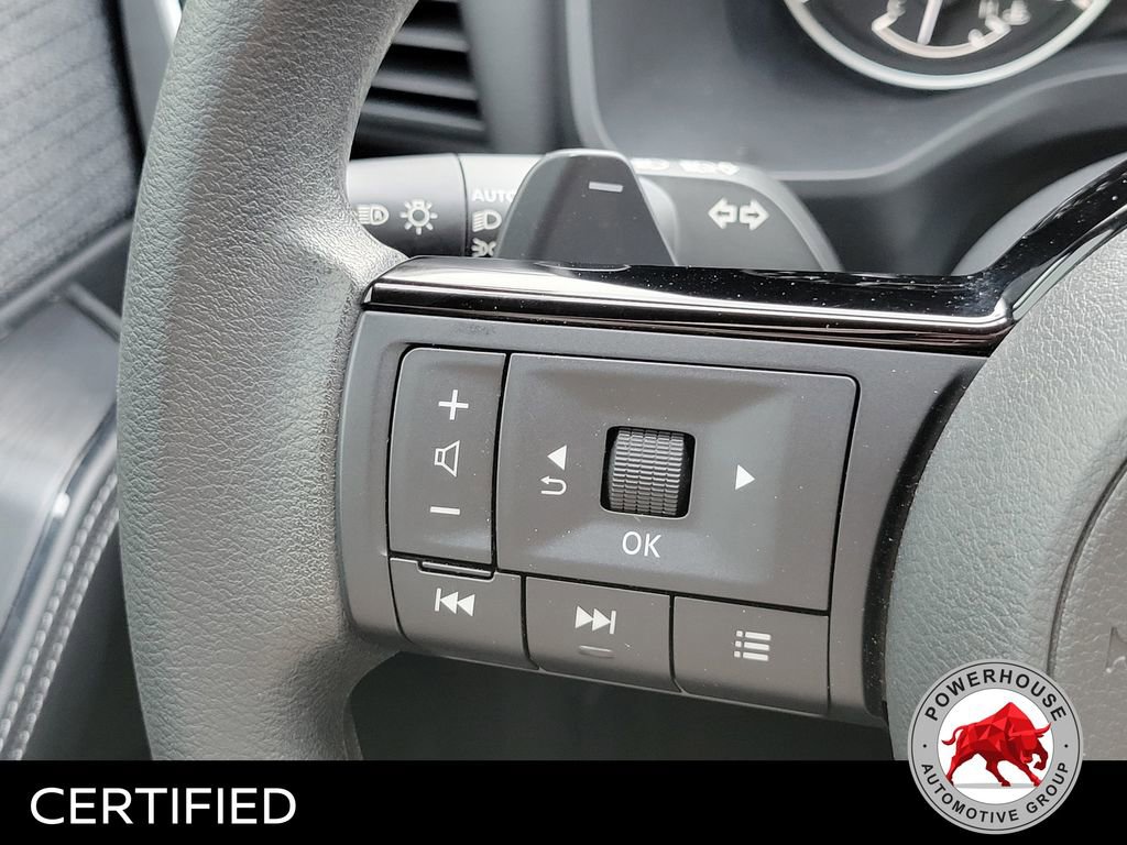 Used 2023 Nissan Rogue SV FWD image 28