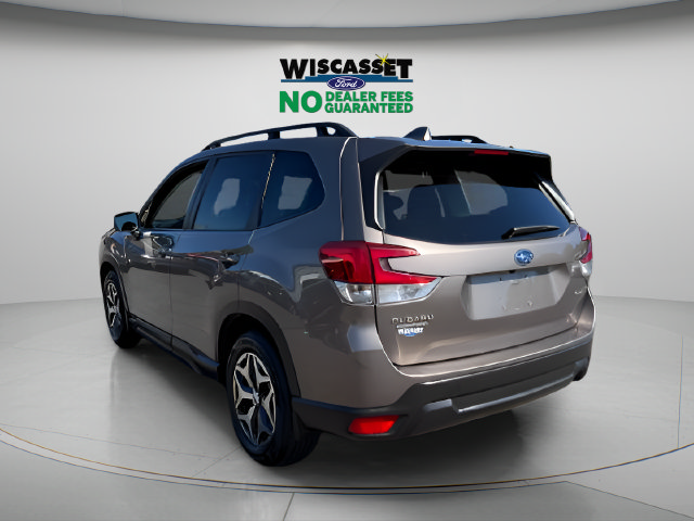 Used 2023 Subaru Forester Premium AWD/4WD image 26