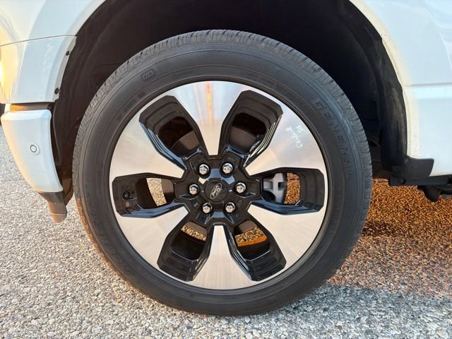 Certified 2022 Ford F150 Lightning Platinum AWD/4WD image 8