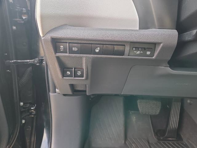 Used 2024 Toyota Sienna XSE AWD/4WD image 19