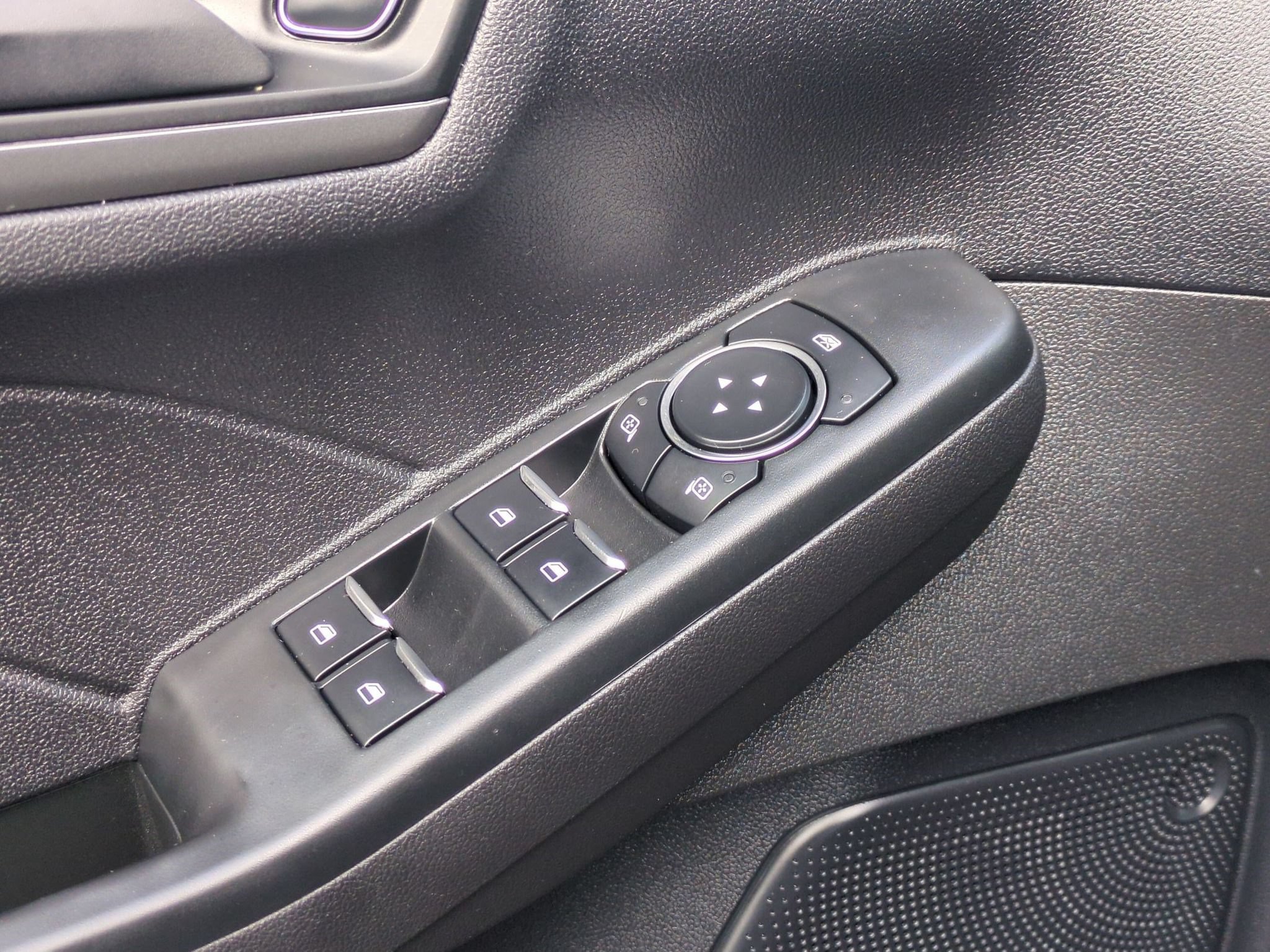 Certified 2023 Ford Escape Active AWD/4WD image 12