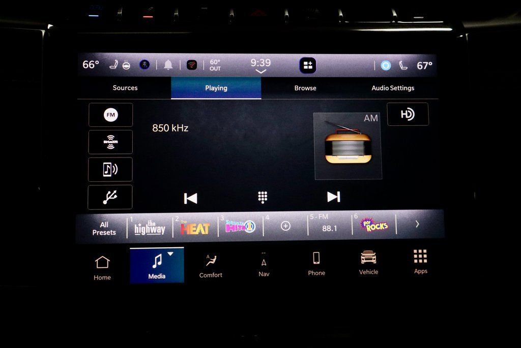 Used 2022 Jeep Grand Cherokee Trailhawk image 10