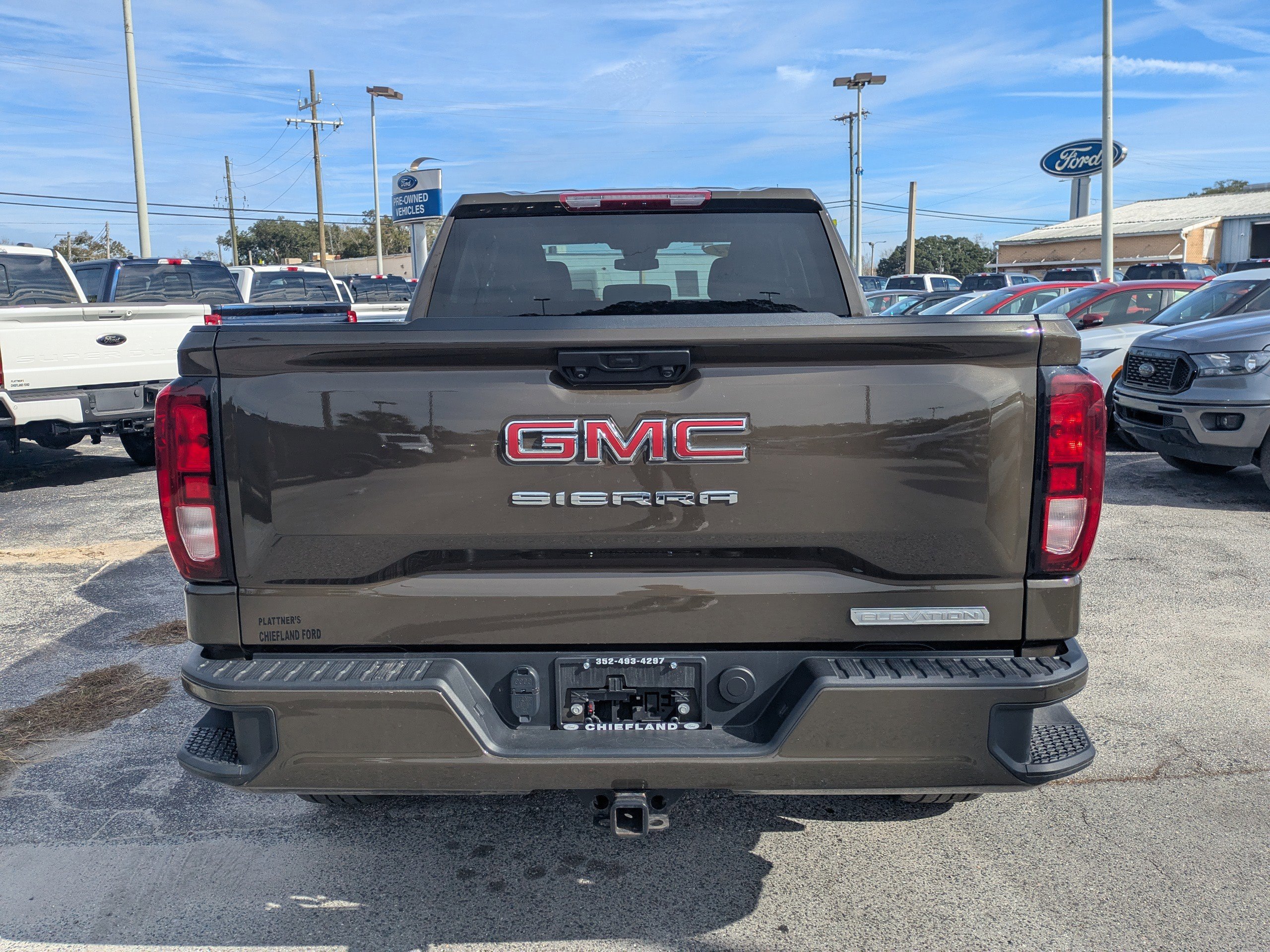 Used 2024 GMC Sierra 1500 Elevation image 4