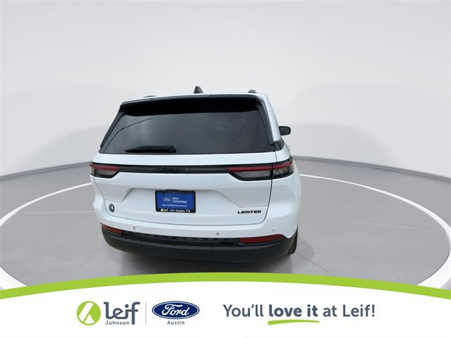 Used 2023 Jeep Grand Cherokee Limited w/ Black Appearance Package image 6