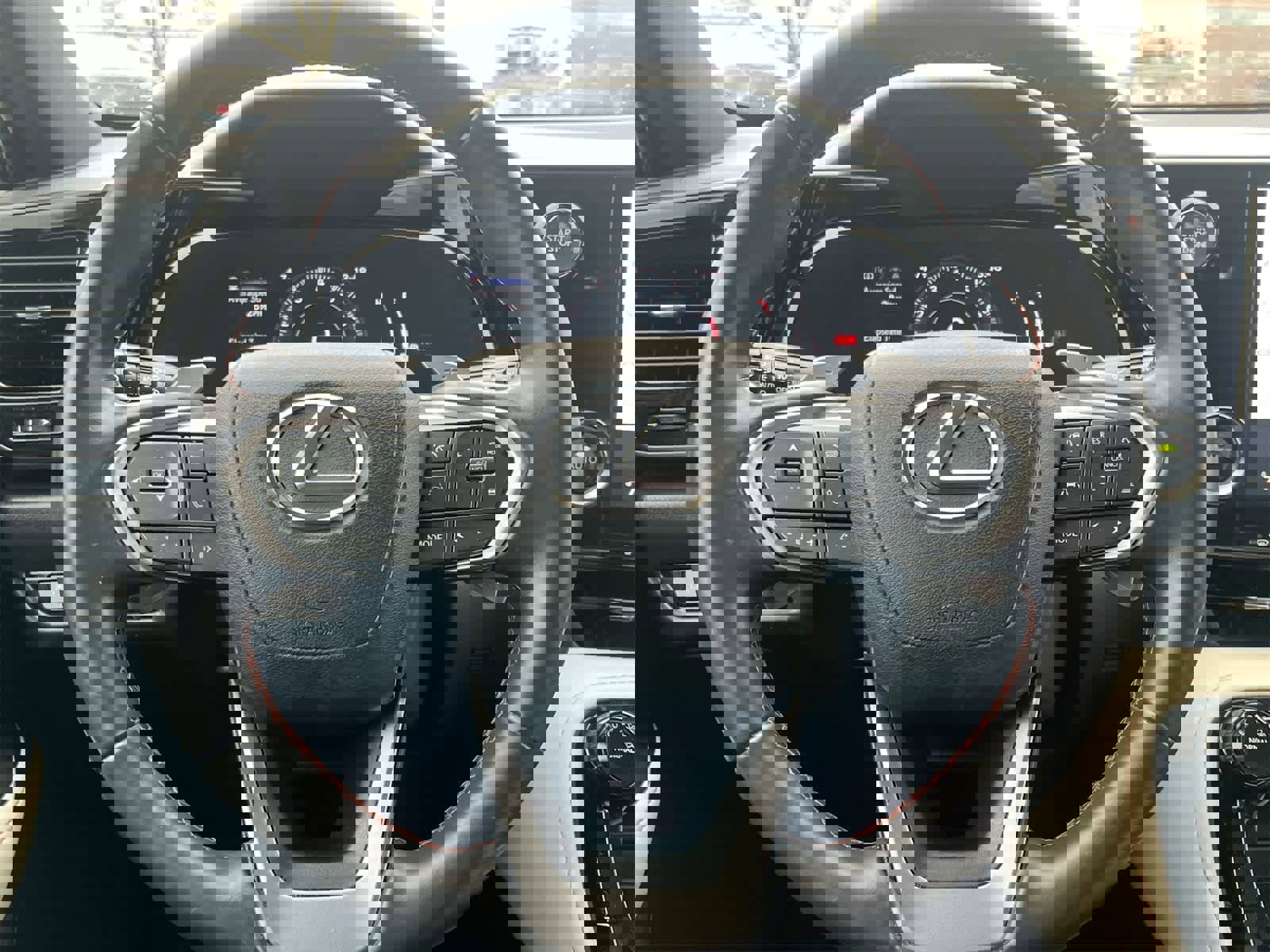 Used 2024 Lexus NX 350 AWD image 23