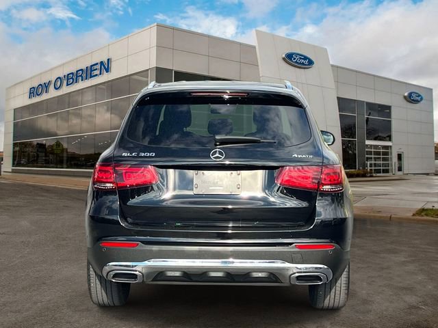 Used 2022 Mercedes-Benz GLC 300 4MATIC image 4